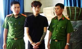 Bắt giam đối tượng tàng trữ, mua bán hàng ngàn mũ bảo hiểm giả