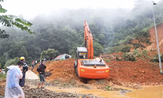 Huy động chó nghiệp vụ tìm nạn nhân cuối cùng vụ sạt lở đèo Bảo Lộc