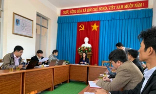 Lãnh đạo thành phố trả lời câu hỏi về việc tạm đình chỉ công tác 2 chủ tịch phường