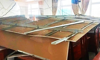 Từ vụ sập la phông trường học tại Đà Lạt: Rà soát các trường xuống cấp