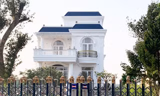 Biệt thự đồ sộ không phép của ông Huyên
