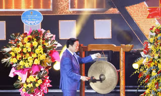 Phó Thủ tướng Trần Hồng Hà dự khai mạc Liên hoan phim Việt Nam tại Đà Lạt 