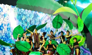 Bản sắc của các tộc người thiểu số ở xứ sở ‘Hương trà, sắc tơ’