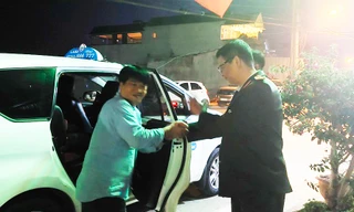 Tìm thấy du khách Hàn Quốc đi lạc trên núi Lang Biang