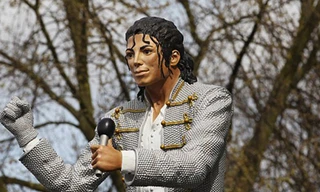 Michael Jackson 'xuất hiện' ở Premier League
