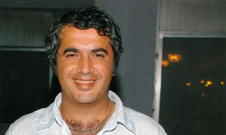 Vượt biển tìm người yêu để... bị bắt