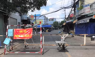 Phát hiện 70 ổ dịch COVID-19 ở TPHCM