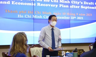 TPHCM sẽ thí điểm thẻ xanh, thẻ vàng COVID sau 15/9