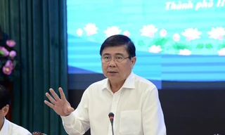 Chủ tịch TPHCM ‘điểm danh’ cán bộ đi nước ngoài để phòng dịch corona