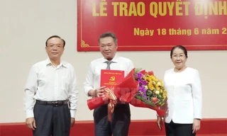 Thành ủy TPHCM công bố quyết định về công tác cán bộ