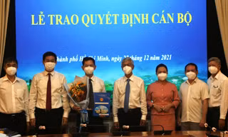 Bổ nhiệm 3 lãnh đạo chủ chốt các đơn vị trực thuộc UBND TPHCM