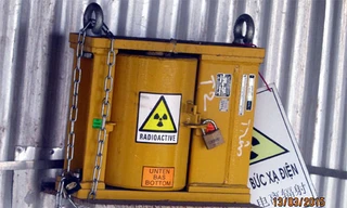 Thực hư bốn thợ sửa máy viêm loét, nhập viện cấp cứu vì tự bắn 2.000 - 3.000 lần tia X vào đùi