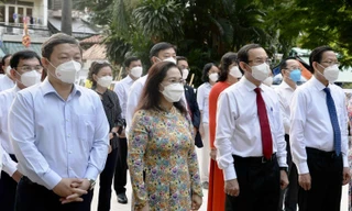 Bí thư TPHCM dự lễ hạ nêu và khai ấn tại lăng Đức Tả quân Lê Văn Duyệt