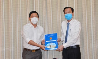 Điều động, phê chuẩn hàng loạt lãnh đạo ở TPHCM 