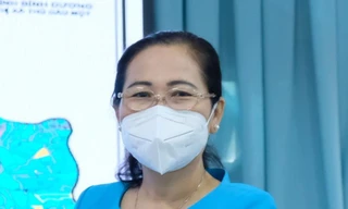 Chủ tịch HĐND TPHCM: Không nên áp dụng nhiều 'thẻ xanh, thẻ vàng’