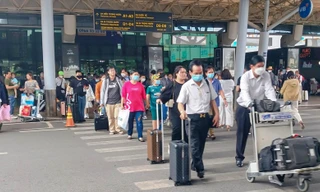 Đón gần 150.000 khách, Tân Sơn Nhất 'phá vỡ' kỷ lục Tết