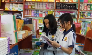 Bình Dương giảm giá sách giáo khoa và dụng cụ học tập cho học sinh