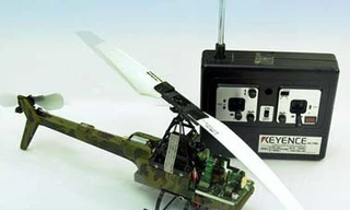 Máy bay đồ chơi bị giới hạn trước thềm Đại hội Đảng lần thứ 18