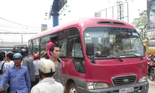 Dịp 2-9 các bến xe Hà Nội được lệnh huy động cả xe của DN vận tải Ảnh: Trọng Đảng