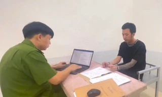 Tham gia hội nhóm mạng xã hội để mua bán ma túy