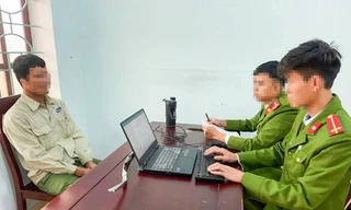 Thông tin mới vụ chồng cầm gậy đánh đập vợ con trong bữa cơm