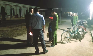 Bé trai lớp 6 bị lạc khi đạp xe trăm km đi thăm người thân trong đêm