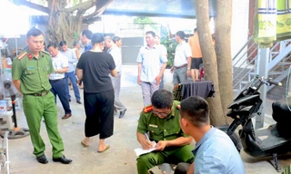 Cơ sở chữa bệnh bằng nước chống đối, khóa cửa không cho đoàn kiểm tra về