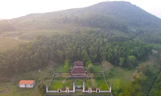 Khám phá thành cổ bị lãng quên trên núi Lam Thành