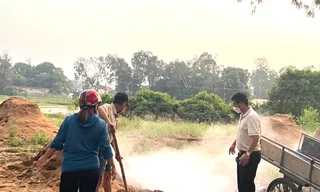 Sau gần 3 năm, dân vẫn mòn mỏi chờ tiền hỗ trợ tiêu hủy lợn dịch