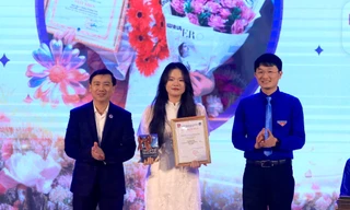 Tuyên dương nữ sinh tiêu biểu trong học tập và công tác Đoàn, Hội