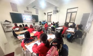 Thời tiết giá rét, huyện biên giới Nghệ An lùi thời gian học sinh đến trường