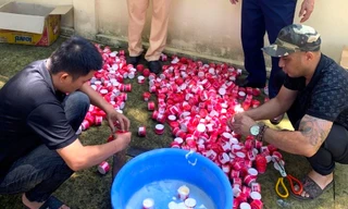 Phát hiện ô tô chở cả nghìn hộp mỹ phẩm nhập lậu không hạn sử dụng