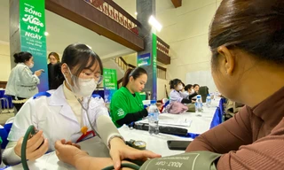 Hơn 1.000 người dân Nghệ An được khám bệnh, phát thuốc miễn phí