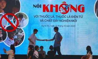 Học sinh háo hức chờ đón chương trình 'Nói không với thuốc lá điện tử'