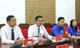 Đoàn đại biểu Đoàn Thanh niên 3 tỉnh nước bạn Lào chào xã giao lãnh đạo tỉnh Nghệ An