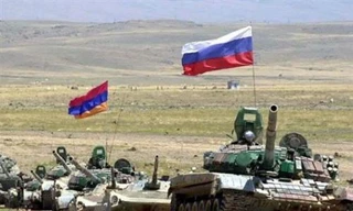 Xem các quân binh chủng Nga công phá mục tiêu