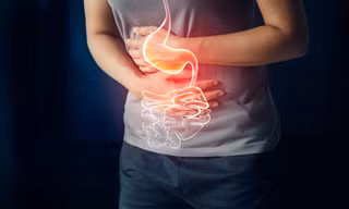 Những dấu hiệu cảnh báo ung thư dạ dày dễ bị bỏ qua