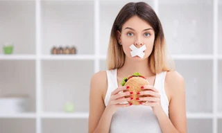 Nhịn ăn gián đoạn, nhịn tinh bột đều hại nhiều hơn lợi