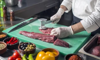 Bác sĩ dặn nhớ kỹ những điều này nếu không muốn cả nhà ngộ độc thực phẩm 