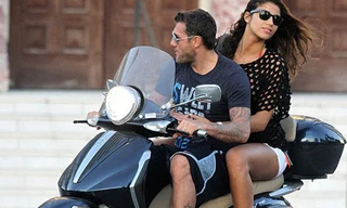 Bồ mới Vieri hớ hênh, lộ hàng… kiểu mới