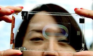 Smartphone trong suốt đầu tiên trên thế giới