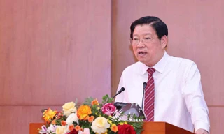 Trưởng Ban Nội chính Trung ương: Cán bộ phải xóa bỏ tư tưởng 'sáng cắp ô đi, chiều cắp ô về'