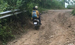 Đường tránh ngập vẫn chưa thi công xong, ảnh hưởng nghiêm trọng đến đời sống của người dân