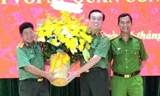 Thông báo Quyết định của Chủ tịch nước về thăng cấp bậc hàm cấp tướng đối với sĩ quan Công an nhân dân