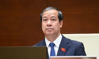 Bộ trưởng Nguyễn Kim Sơn trả lời chất vấn về 'dạy thêm trá hình’