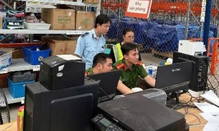 Cơ quan chức năng kiểm tra Công ty Cổ phần Chuỗi cung ứng Thương mại Á Châu.