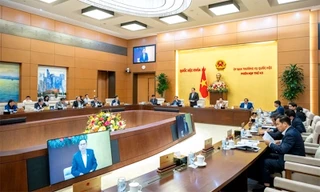 Ủy ban Thường vụ Quốc hội cho ý kiến về sửa đổi Hiến pháp năm 2013