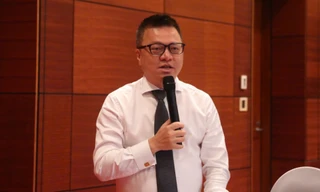 Tất cả cơ quan báo chí lớn thế giới đều thu phí, chỉ có chúng ta ngồi loay hoay