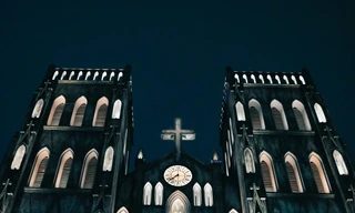 Nhà thờ Lớn Hà Nội lung linh rực rỡ, sẵn sàng đón Giáng sinh