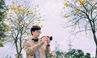 Chàng blogger du lịch đặt chân đến con đường hoa phong linh rực rỡ ở Hà Nội